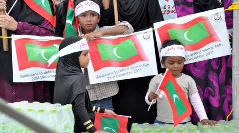 މުޒާހަރާ އާއި ކުޑަ ކުދިން؟
