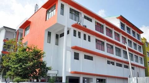 މަންދު ކޮލެޖްގައި އެރޮބިކްސް ކްލާހެއް ހިންގާ މިއުޒިކްގެ އަޑުގަދަކޮށް އަރަބިއްޔާގެ ދަރިވަރުންގެ ކިޔެވުމަށް އުނދަގޫކޮށްފި !