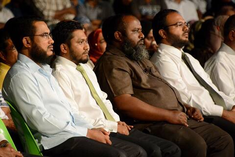 ރާއްޖޭގެ އިސްލާމީ ޝަޚުސިއްޔަތު ނައްތާލުމަށް މަސައްކަތްކުރާ ފަރާތްތަކުގެ ވަކިތަކުން ޤައުމު ސަލާމަތްކުރުމަށް ގޮވާލަން: އަދާލަތު