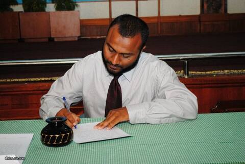 ޢިލްމުވެރިންގެ ބައިވެރިވުމެއްނެތި މާދަމާ ބާއްވަން އުޅޭ ހިނގާލުމުގައި ބައިވެރިނުވުމަށް ޝެއިޙް ޝަހީމް ގޮވާލައްވައިފި