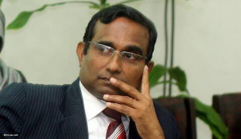 ހިޔާލުފާޅުކުރުމުގެ މިނިވަންކަމަކީ ސައްހަ މައުލޫމާތު ފޯރުކޮށްދިނުން: އުއްތަމަ ފަނޑިޔާރު