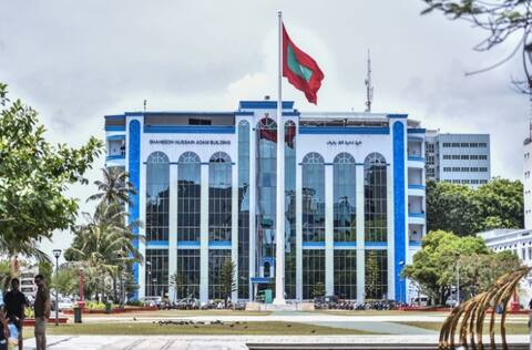 ޤައުމުގެ އަމާންކަމަށް ބުރޫއަރާފާނެ ކަމެއް ނުކުރުމަށް ޢީދު ޚުތުބާގައި ގޮވާލައިފި