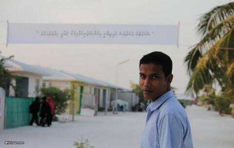 އާދަމް ޙަލީމްގެ މޫނު ދެއްކުން މެންދުރު ނަމާދަށްފަހު، ކަށުނަމާދު އަޞުރު ފަހުން އިސްލާމީ މަރުކަޒުގައި: ޕޮލިސް