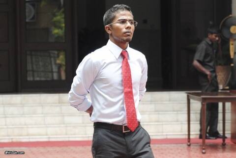 ފަނޑިޔާރުންނަކީ ސިޔާސީ މީހުން އުޅޭހާ ގޮތަކަށް އުޅެވޭނެ ބައެއް ނޫން: އަލްހާން