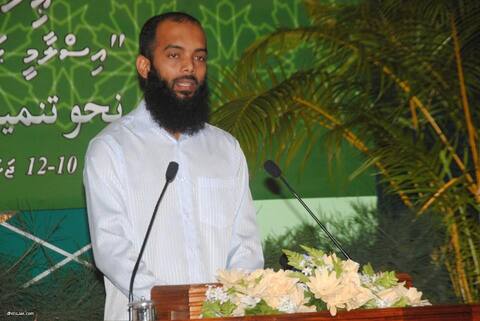 ﷲ ސުބްޙަނަހޫ ވަތަޢާލާގެ ޙަޟްރަތުގައި އެއްމެ ހެޔޮ ދުވަސްތަކަކީ ޙައްޖު މަހުގެ ފުރަތަމަ ދިހައެއްގެ ދުވަސްތައް: ޝައިޚު އަނީލު