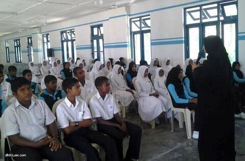 އިސްލާމްދީނަށް ފާޑުކިޔަސް އެއީ ކަމެއްކަމަށް ނުދެކޭ ބަޔަކު އެބައުޅޭ: އުސްތާޛާ އަނާރާ