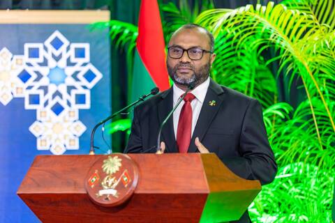 މިއަދު އަޅުގަނޑުމެން ދެކެމުންމިދާ ކީރިތި ޤުރުއާން މަތިވެރި ކުރުމަށް ގިނަ މަސައްކަތްތަކެއް ކުރެވެމުންދާ ދުވަސްތައް އަޅުގަނޑުމެންނާއެކު ދަމަހައްޓަން ޖެހޭ: ވަޒީރު ޝަހީމް