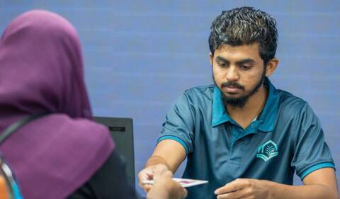 ފަޤީރުންނާއި މިސްކީނުންގެ 14 މީހަކަށް ފްލެޓުގެ ޑައުން ޕޭމަންޓް ދައްކައިދެނީ