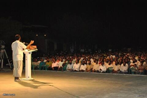 ފޮޓޯއިން؛ ޝައިޚް އާދަމް ޝަމީމްގެ ދަރުސް “އިސްލާމްދީން ޙިމާޔަތްކުރުން”