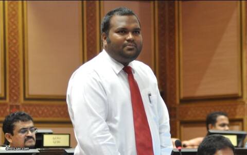އަދާލަތު ޕާޓީ އުވުނަ ދީގެން ނުވާނެ، އެޕާޓީވެސް ދަމަހައްޓަން ޖެހޭ : އަލީ ވަހީދު