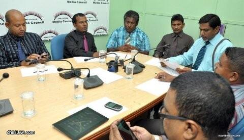 ބޭސިކް ޖާރނަލިޒަމް ފޮރ ފްރީލާންސް ކޯސް ނިންމުމުގެ ރަސްމިއްޔާތު ބާއްވައި ސެޓްފިކެޓް ހަވާލުކޮށްފި