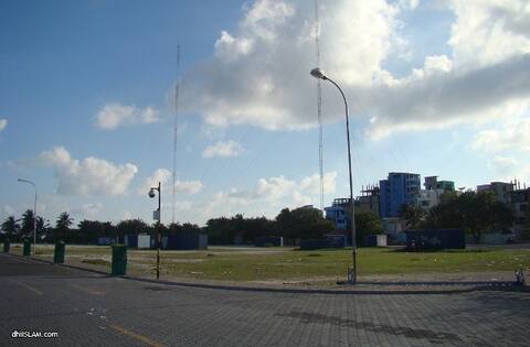 ހެންވޭރު ރާޅުގަނޑުސަރަހައްދުގެ ޕާކުތެރޭގައި ޒުވާނަކު މަރުވެފައި އޮއްވާ ފެނިއްޖެ