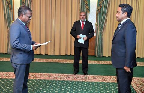 ޑރ ޑީޑީ އުއްތަމަ ފަނޑިޔާރަކަށް އައްޔަން ކުރައްވައިފި