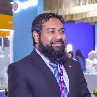 ޝައިޠާނާ ބޭނުންވަނީ ތިބާ މާޔޫސްކޮށްލަން، އޭނާއަށް އެ ފުރުޞަތު ނުދީ: ޝައިޚް ޝަފީޢު