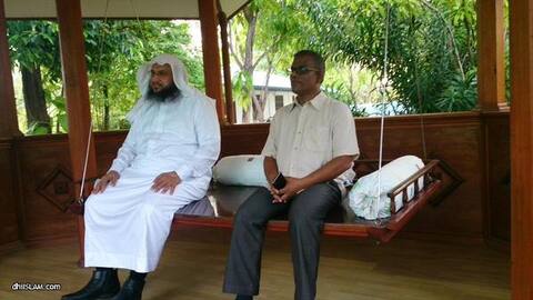ނަބިއްޔާގެ މިސްކިތުގެ އިމާމް ށ. ފުނަދުއަށް ވަޑައިގަތުމުން ހޫނު ތަރުޙީބެއް