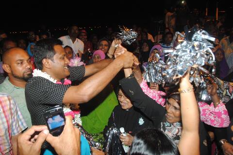 ޢުމަރު ނަޞީރު މާލެ ވަޑައިގަތުމުން