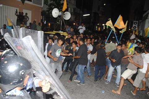 އެމްޑީޕީގެ މުޒާހަރާ ސުލްހަވެރިއެއް ނޫން: ޕޮލިސް