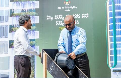 މާލޭގައި ޤާއިމްކުރާ "ދާރުލްއަރްޤަމް" ވަޤުފް އިމާރާތުގެ ބިންގާ އަޅައިފި