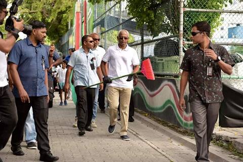 ރާއްޖެ ސާފުކުރުމުގެ ހަރަކާތް ރައީސް ފަށްޓަވައިދެއްވައިފި