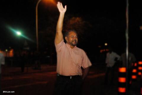ރާއްޖޭގައި މިހާރު ޤާނޫނު އަސާސީއެއް ނެތް : ސަންދާން އަހައްމައިދީ