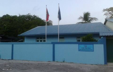 ފުލުހުންނަށް މަރުގެ އިންޒާރުދިން މީހަކާއި ސްޓޭޝަނުގައި ރޯކޮށްލާނެކަމަށް ބުނި މީހަކު ހައްޔަރުކޮށްފި
