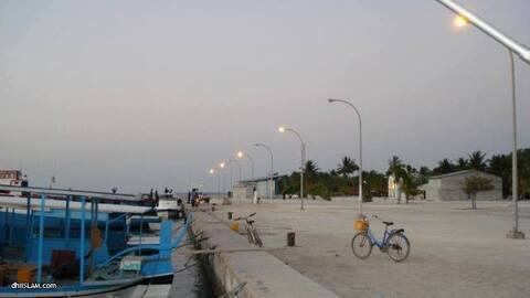 ހަނިމާދޫގައި އީދު ނަމާދު ހުސްބިމެއްގައި ކުރާ ގޮތަށް ހަމަޖައްސައިފި