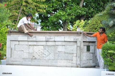 ފޮޓޯއިން؛ އިބްރާހިމް ނާސިރުގެ މަހާނަ މަރާމާތުކޮށް ރީތިކުރުން