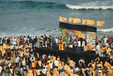 ފޮޓޯއިން: އިންސާފުގެ ދަތުރު މުޒާހަރާގެ ތެރެއިން