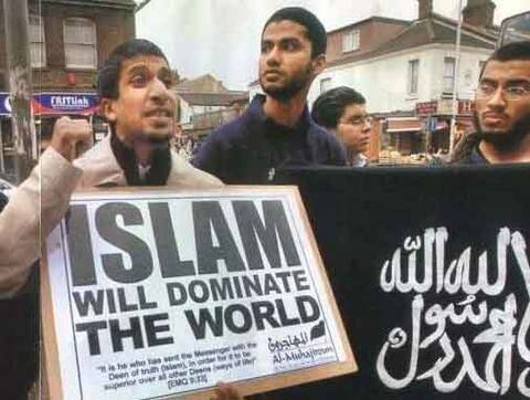 މާތްކަލާކޮ! މިއުޅެނީ ކީއްވާންބާ؟