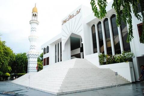ފަގީރުންގެ ނަން ނޯޓް ކުރަން ފެށީ އިއްޔެ: މިނިސްޓްރީ
