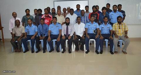 ޒުވާނުންނަށް އަމާޒުކޮށްގެން ދ.ކުޑަހުވަދޫގައި 2 ކޯހެއް ފަށައިފި