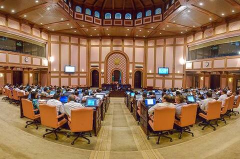 އިންޑިޔާއާއި އިނގިރޭސިވިލާތް: ޕާޓީ ބަދަލުކުރުމުން ގޮނޑި ގެއްލޭތަ؟