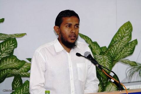 ޢިލްމު ހާޞިލް ކުރަންވީ ﷲ އަށްޓަކައި: ޝައިޚް ޠައްޔިބް