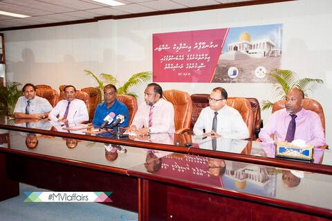 އުނގޫފާރު އިސްލާމީ މަރުކަޒު އިމާރާތްކުރުމުގެ އެއްބަސްވުމުގައި ސޮއިކޮށްފި
