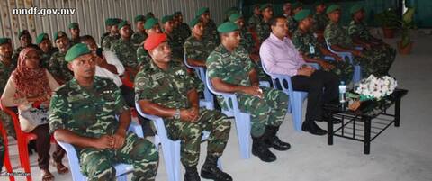 އަ ވީކެންޑް ވިތު އެމްއެންޑީއެފް'' އިން އެންމެ މޮޅު ދިހަ ކުދިންނަށް ސިފައިންގެ ވަޒީފާ ދެނީ