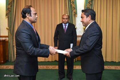ސޯޝަލް މީޑިއާގައި ޑިފެންސް މިނިސްޓަރުގެ ނަންފުޅުގައި ބޭނުން ކުރަމުންދަނީ ފޭކް އެކައުންޓް ތަކެއް