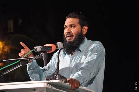 މުއުމިނުން އެބައިމީހުންގެ އަމިއްލަ ނަފްސުތަކަށް ވުރެ ބޮޑަށް ނަބިއްޔާއަށް އަހައްމިއްޔަތުކަން ދޭންޖެހޭ:ޝައިޚް އަޙްމަދު ސަމީރް