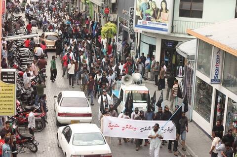 ލައިވް ކަވަރޭޖް: ”ދިވެހިން ބޭނުމީ އިސްލާމީ ޝަރީޢަތް“ ހިނގާލުން