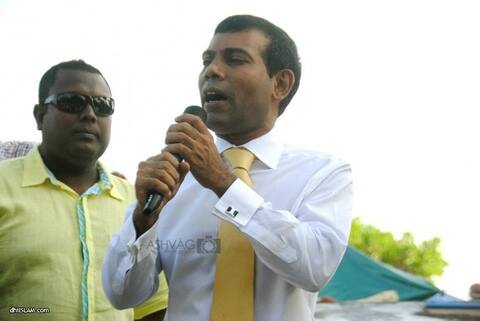 ނަޝީދުގެ ނަން އަނބުރާ ގެންނަން ނިންމި ކަމަށް ބުނެ މެސެޖްތަކެއް