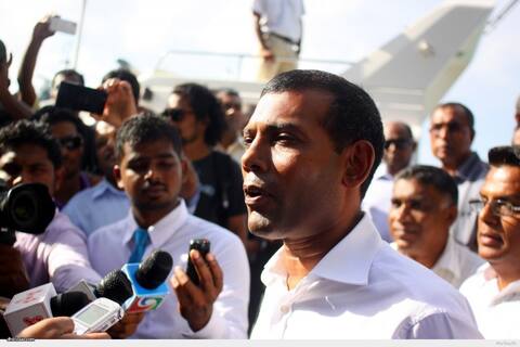 ރައީސް ނަޝީދު އުމްރާއަށް ވަޑައިނުގެން އެނބުރި ރާއްޖެ ވަޑައިގެންފި