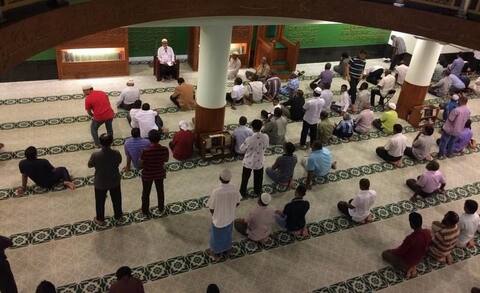 ޖަމާޢަތް ހެދުމަކާއި ނުލައި ނަމާދު ކުރުމަށް މާލެ ސިޓީގެ މިސްކިތްތައް ހުޅުވާލައިފި
