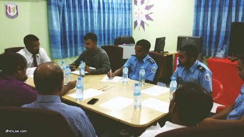 ޕްރޮސެކިއުޓަރ ޖެނެރަލް ދެކުނުގެ ފުލުހުންގެ ކޮމާންޑަރުންނާ ބައްދަލު ކުރައްވައިފި