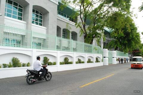 އީދު ބަންދަށް ދެދުވަސް އިތުރުކޮށްފި