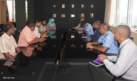 ޢީދު ކުޅިވަރުގައި ދެއްކި ނަމޫނާ އަށް ޕޮލިސް ކޮމިޝަނަރ ޝުކުރު އަދާކުރައްވައިފި