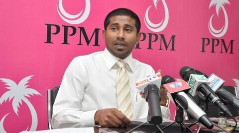 ޕީޕީއެމްގެ މަޖިލިސް މެންބަރުންނާއި ވަޒީރުން ޔާމީނާ ދެކޮޅަށް ނުކުންނާނެ: މަޚްލޫފު