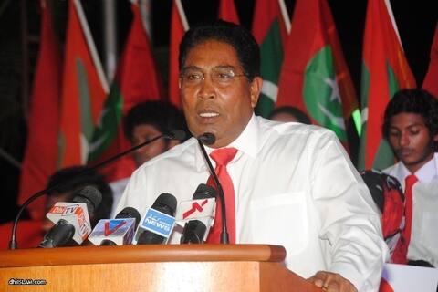 ނަޝީދަށް ވެރިކަން ލިބިއްޖެ ނަމަ ފެންނަނީ އަޅުވެތިކަން: ޤާޞިމް