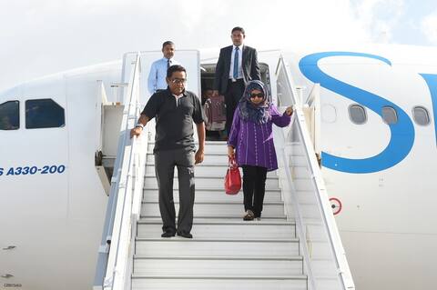 ރައީސުލްޖުމްހޫރިއްޔާގެ ދެކަނބަލުން، އެނބުރި މާލެ ވަޑައިގެންފި‏