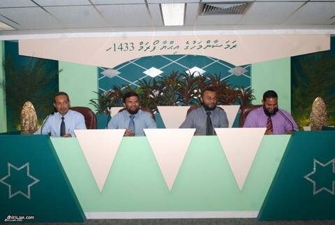 ދަރިވަރުންނަށް ތުނބުޅި ބެހެއްޓޭގޮތަށް ޤަވާއިދު އިޞްލާޙުކުރަން ވާނީ ހުށަހަޅާފައި: އިސްލާމިކް މިނިސްޓްރީ