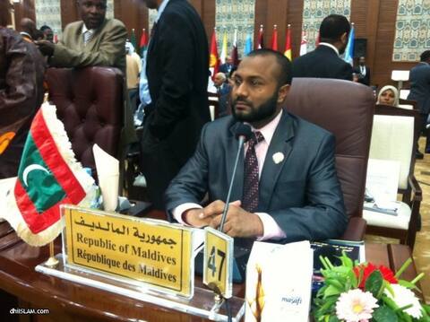 ރައީސް ޒިލުލް ރަހުމާން ގެ ޖަނާޒާއަށް އިސްލާމިކް މިނިސްޓަރު ބަންގްލަދޭޝްއަށް ފުރައިފި