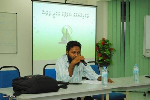 ދީނާއި ސިޔާސަތު ވަކިކުރުމަކީ ރުބޫބިއްޔަތުގައި ޝިރުކު ކުރުމުގެ ތެރެއިން ހިމެނިގެން ދާނެ ވައްތަރެއް: ޝެއިޚް އަބްދުﷲ